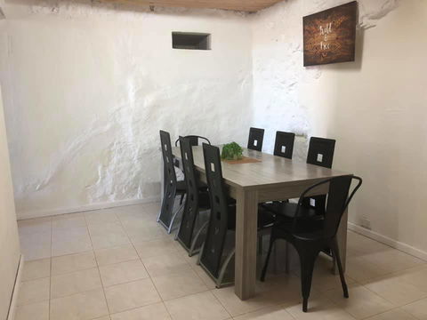 Aussie Opal Diggers Outback Retreat-Undergound - E Caravan Parks 2