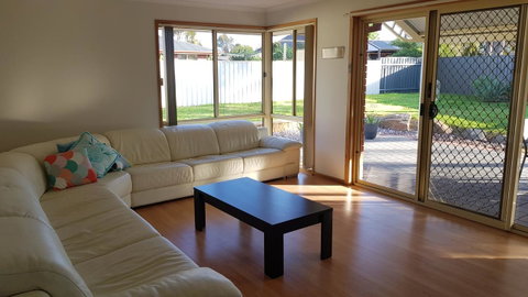 Aldinga Beach Overnighter Or Getaway Home - E Caravan Parks 7