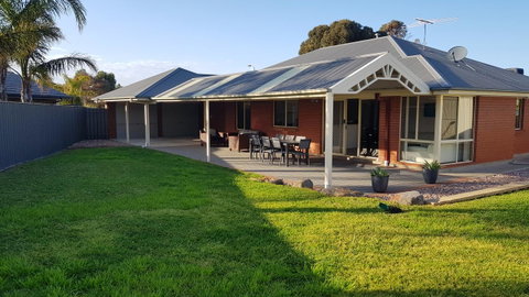 Aldinga Beach Overnighter Or Getaway Home - E Caravan Parks 0