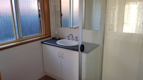 Aldinga Beach Overnighter Or Getaway Home - E Caravan Parks 15