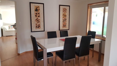 Aldinga Beach Overnighter Or Getaway Home - E Caravan Parks 28