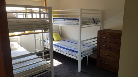 Aldinga Beach Overnighter Or Getaway Home - E Caravan Parks 24