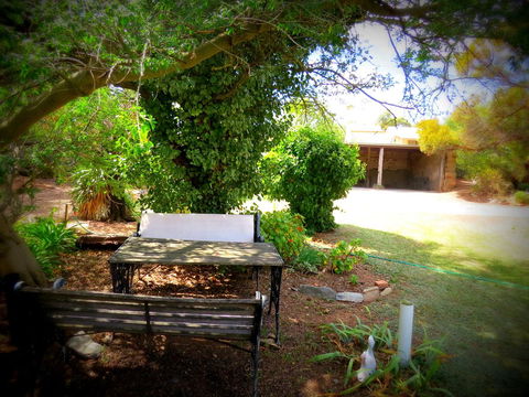The Pig And Whistle - E Caravan Parks 5