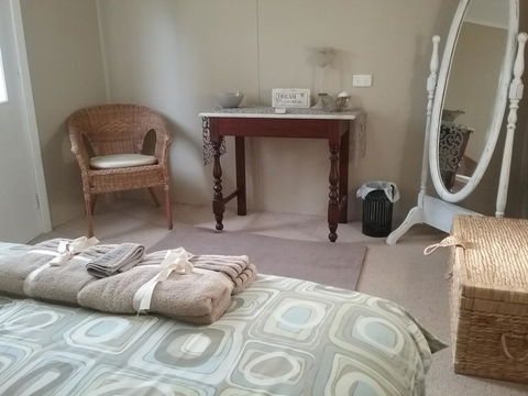 The Pig And Whistle - E Caravan Parks 26