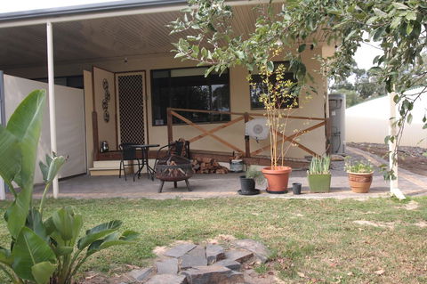 Owl Place In Hahndorf - E Caravan Parks 6