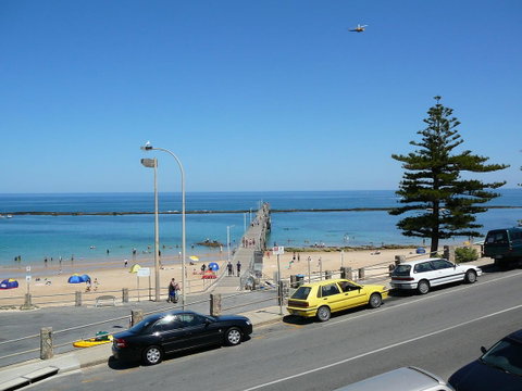 McCloud House - E Caravan Parks 11