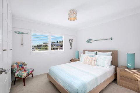 Beachfront Bliss - E Caravan Parks 15