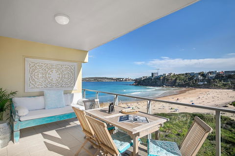 Beachfront Bliss - E Caravan Parks 0