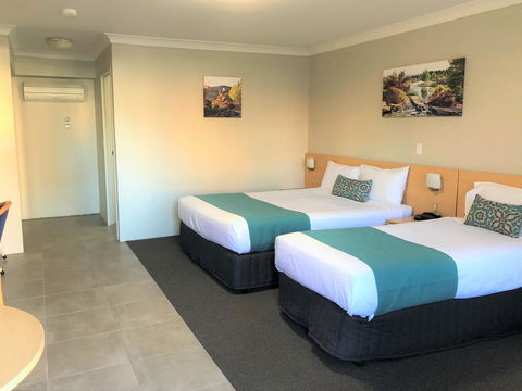 Bathurst Motor Inn - E Caravan Parks 19