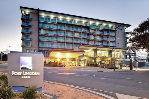 Port Lincoln Hotel - E Caravan Parks 16