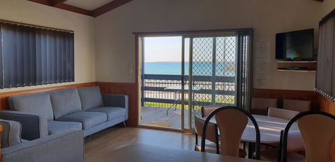Wallaroo Beachfront Tourist Park - E Caravan Parks 5
