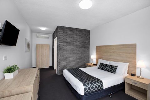 Adelaide Road Motor Lodge - E Caravan Parks 26