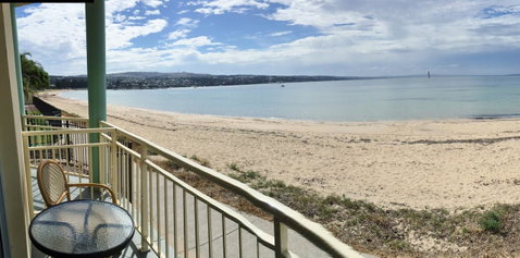 Hilton Beachfront Motel - E Caravan Parks 32