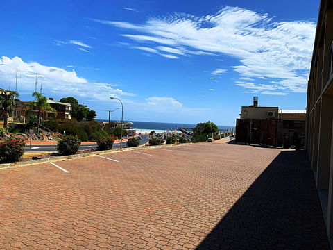 Moonta Bay Motel - E Caravan Parks 2