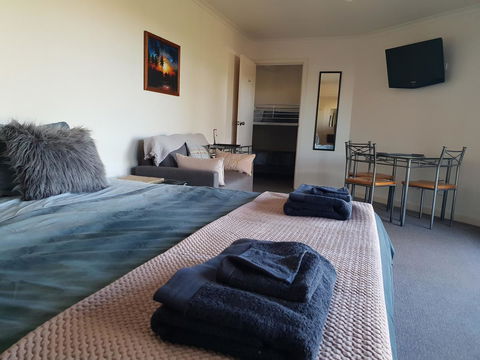 Barossa Valley Studio - E Caravan Parks 2