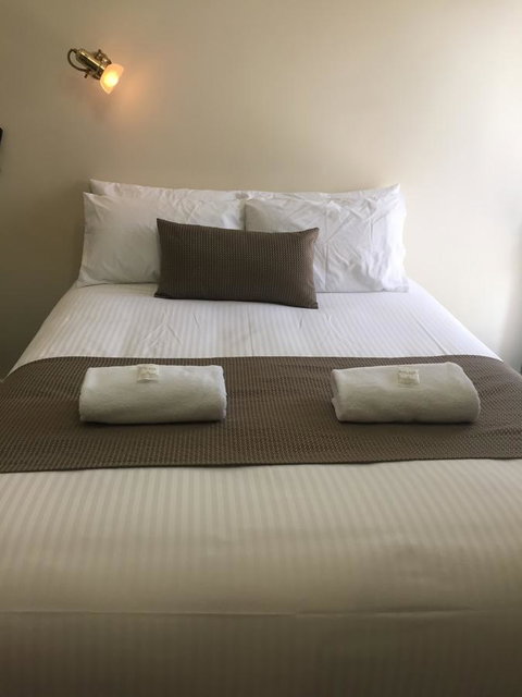 Port Pirie Accommodation And Apartments - E Caravan Parks 17