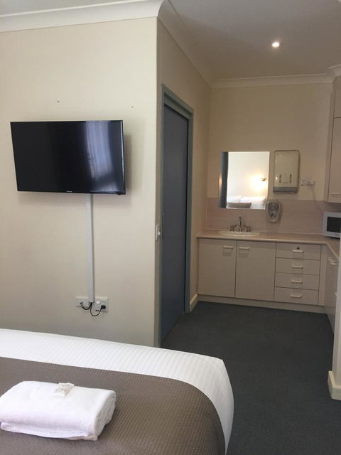 Port Pirie Accommodation And Apartments - E Caravan Parks 15