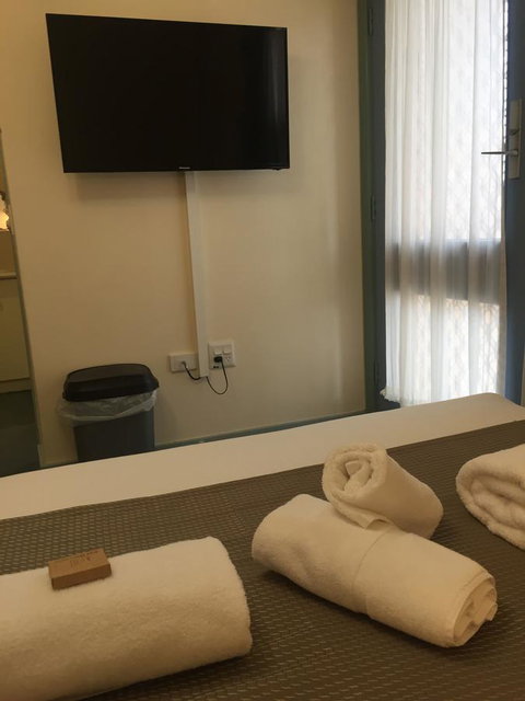 Port Pirie Accommodation And Apartments - E Caravan Parks 26