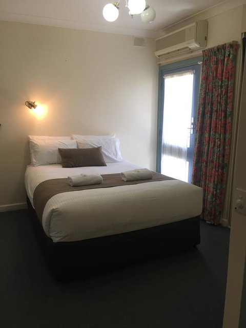 Port Pirie Accommodation And Apartments - E Caravan Parks 16