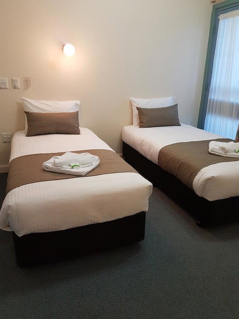 Port Pirie Accommodation And Apartments - E Caravan Parks 30