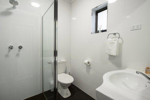 City Centre Motel Hotel - E Caravan Parks 11