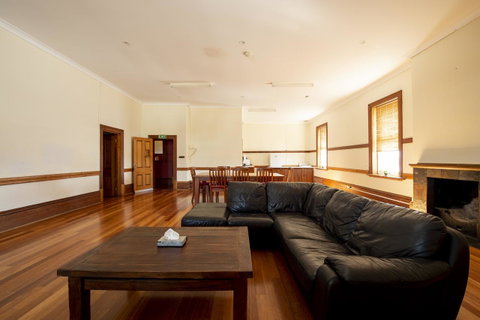 City Centre Motel Hotel - E Caravan Parks 36