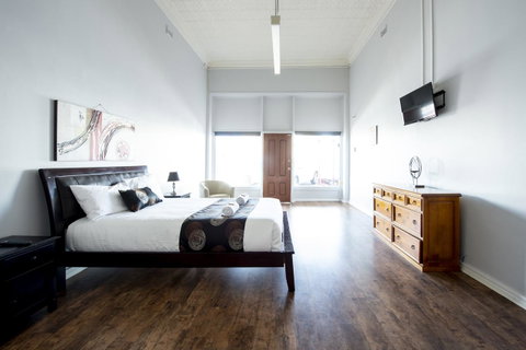 City Centre Motel Hotel - E Caravan Parks 3