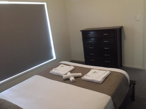 City Centre Motel Hotel - E Caravan Parks 44