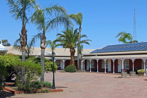 Breakfree Port Pirie - E Caravan Parks 0