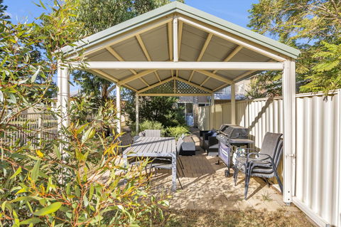 The Lighthouse - Port Willunga - C21 SouthCoast Holidays - E Caravan Parks 14
