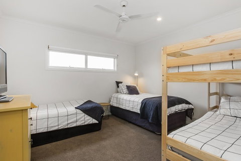 Sea View At Silver Sands - C21 SouthCoast Holidays - E Caravan Parks 9