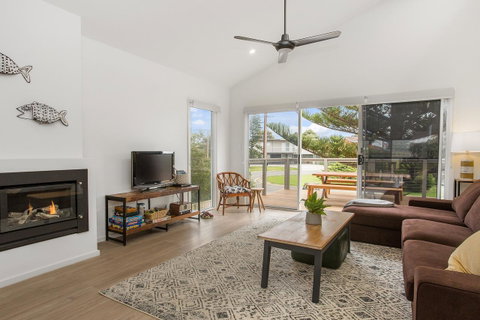 Sea View At Silver Sands - C21 SouthCoast Holidays - E Caravan Parks 4