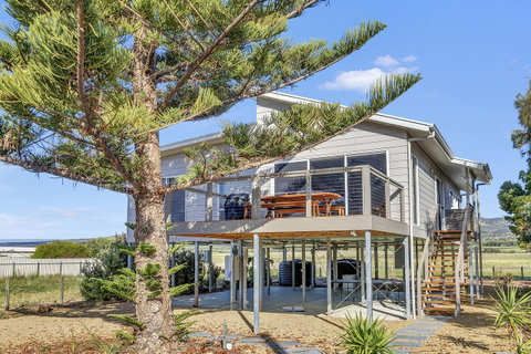 Sea View At Silver Sands - C21 SouthCoast Holidays - E Caravan Parks 0