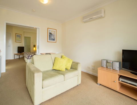 Aurora Ozone Hotel Kangaroo Island - E Caravan Parks 25
