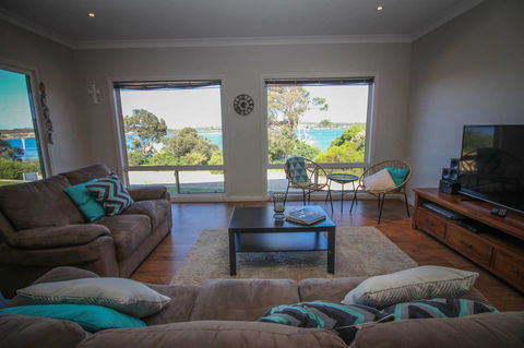 Waterfront On Osprey - E Caravan Parks 5
