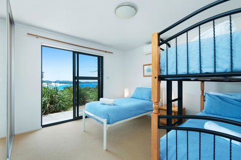 One Mile Retreat - E Caravan Parks 9
