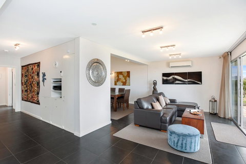 Esplanade Escape - E Caravan Parks 26