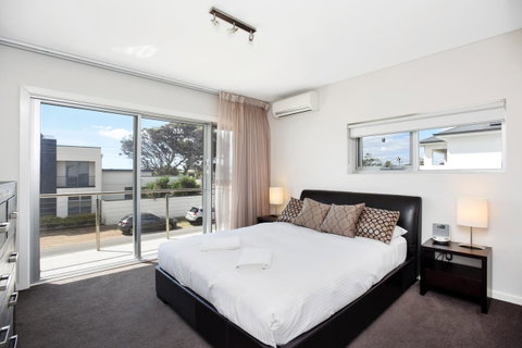 Esplanade Escape - E Caravan Parks 14