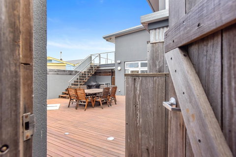 Esplanade Escape - E Caravan Parks 9
