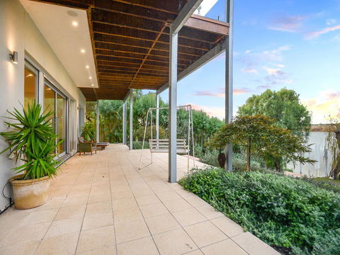 Muse On The Murray - E Caravan Parks 31