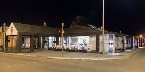 Ellen Hotel - E Caravan Parks 12