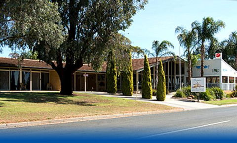 Barmera Lake Resort Motel - E Caravan Parks 32