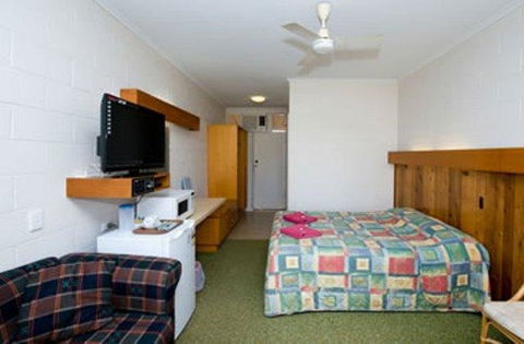 Barmera Lake Resort Motel - E Caravan Parks 16