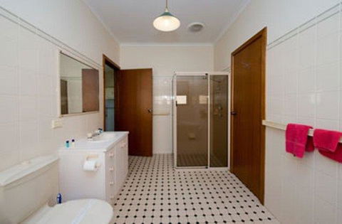 Barmera Lake Resort Motel - E Caravan Parks 22