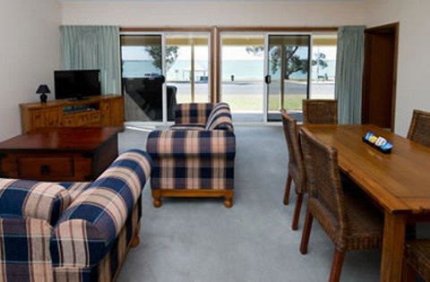 Barmera Lake Resort Motel - E Caravan Parks 17