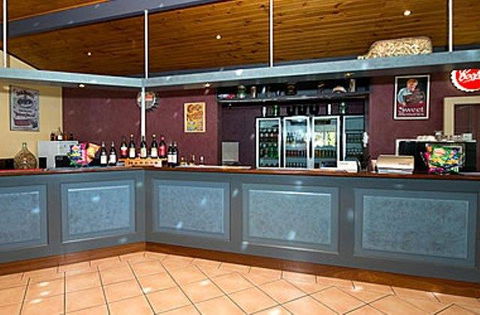 Barmera Lake Resort Motel - E Caravan Parks 11