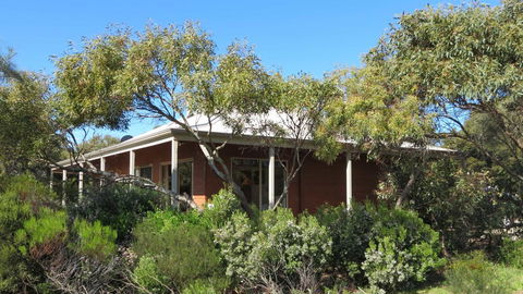 Edge Of Innes - E Caravan Parks 0