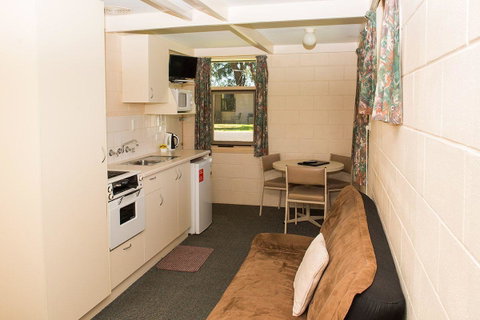 Kalganyi Holiday Park - E Caravan Parks 35