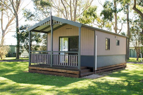 Kalganyi Holiday Park - E Caravan Parks 12