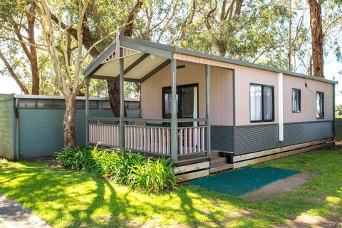 Kalganyi Holiday Park - E Caravan Parks 24